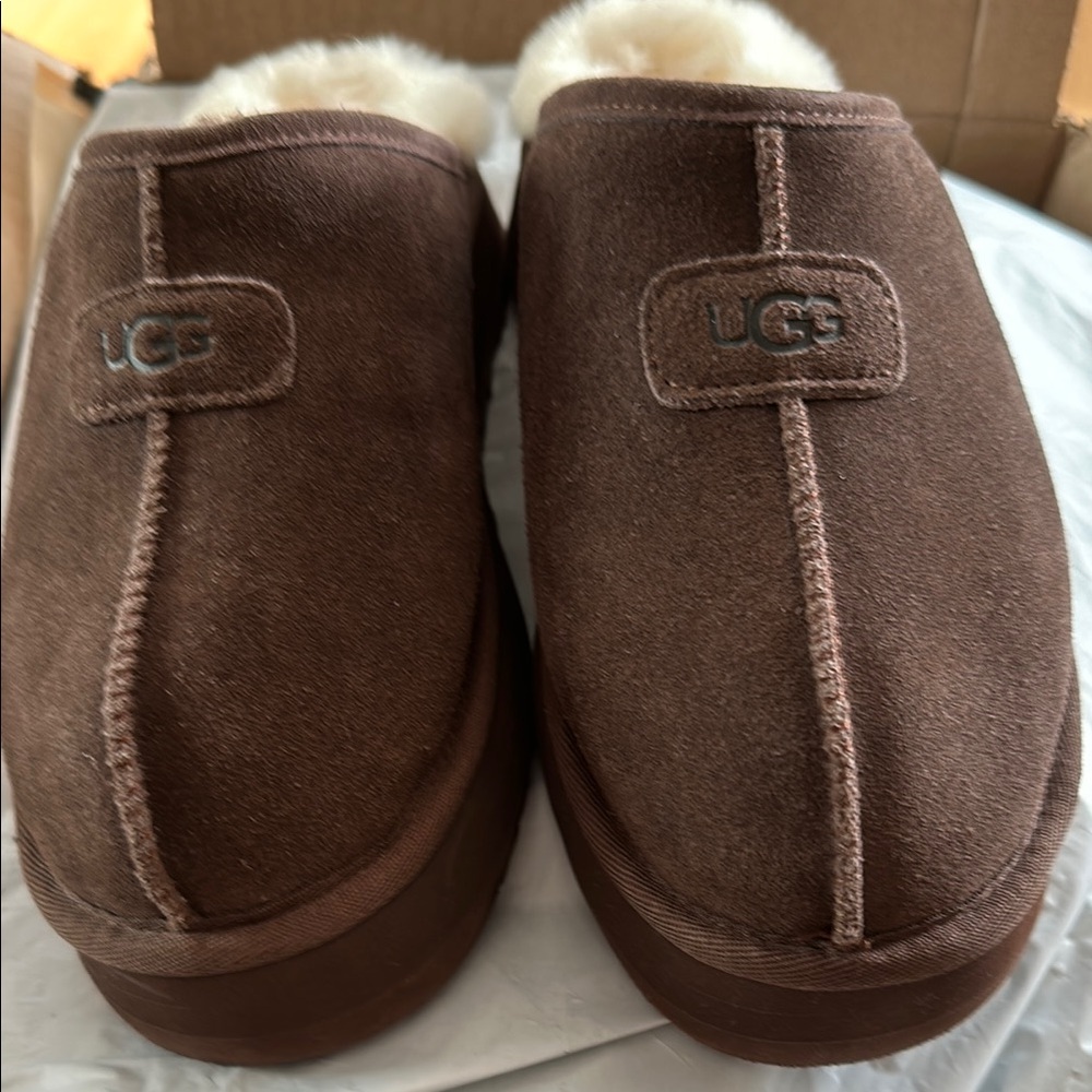 UGG Men's Brown Slippers